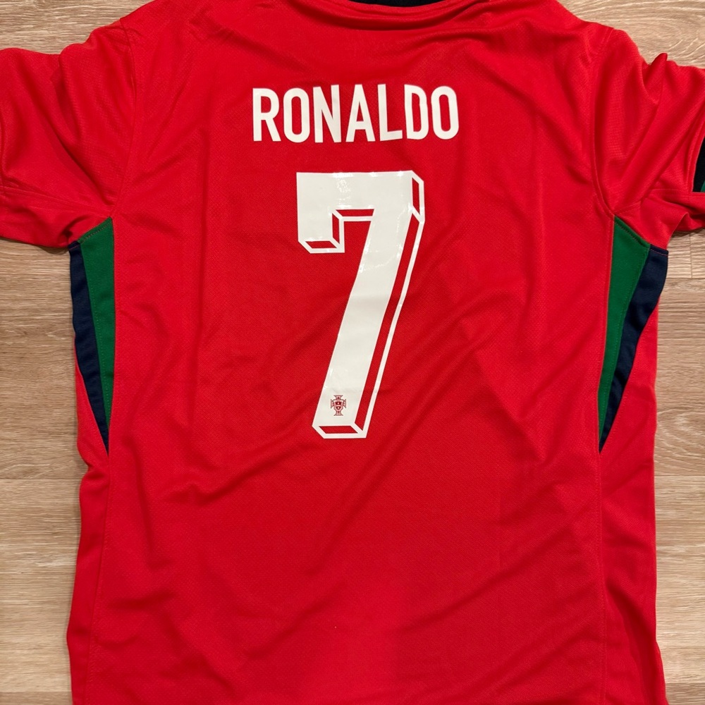 Ronaldo #7 Away Portugal Soccer Jersey 23/24 Large